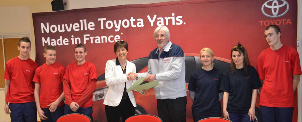 Signature de la convention de partenariat « DEFIS POUR L’EMPLO I » entre l’E2C Grand Hainaut et Toyota »